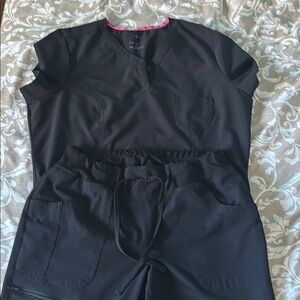 Women’s Black Scrub Set